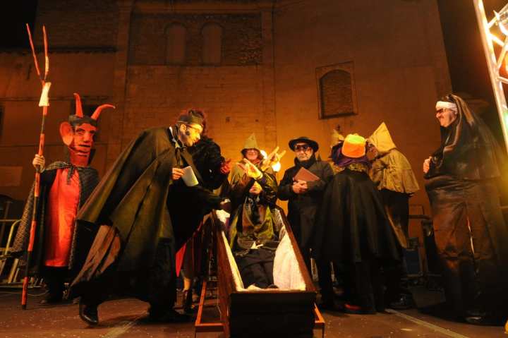 Funerale Carnevale Montorio al Vomano