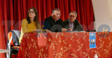 Presentazione Libro Vescovo Teramo Roseto 1